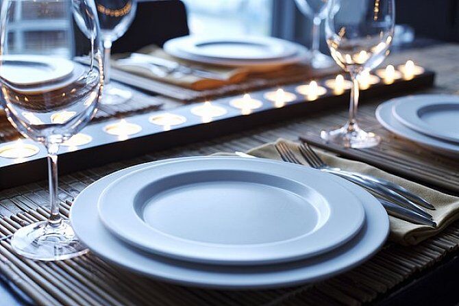 Environmentally friendly fast food tableware - thermoplastic